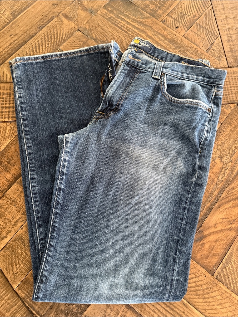 ✨ Lucky Brand Men’s Washed Blue 361 Vintage Straight Jeans